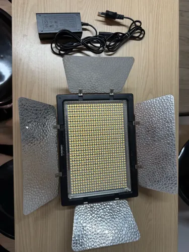 Painel de 900 LEDs yongnuo YN900