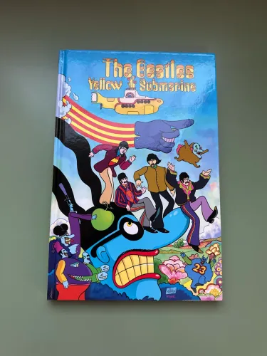 Livro the beatles yellow submarine Darkside