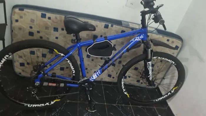 Desapega bicicleta aro 29 nova completa