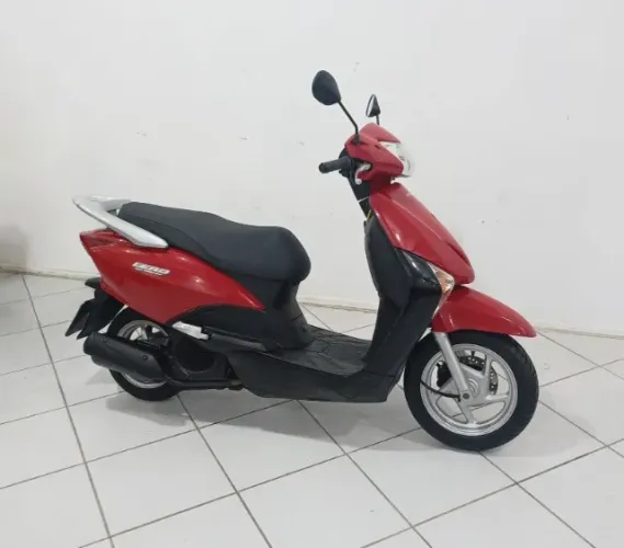 Honda Lead 110cc! Ano 2012! Linda Moto! Financiamos e Aceitamos Trocas!