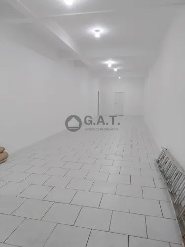 Ponto Comercial para Locação em Sorocaba-SP, Bairro Jardim Simus: 2 banheiros, 2 vagas, 15