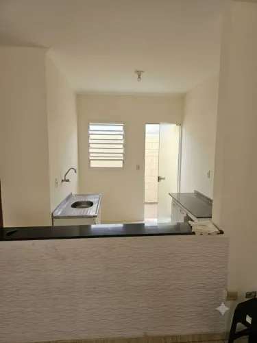 Casa em Condomínio Fechado com 2 Dormitórios, Quintal Privativo e Perto do Trem - Mogi/SP