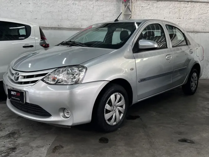 Toyota Etios X Sedan 1.5 Flex 16V 4P Mec. 2017