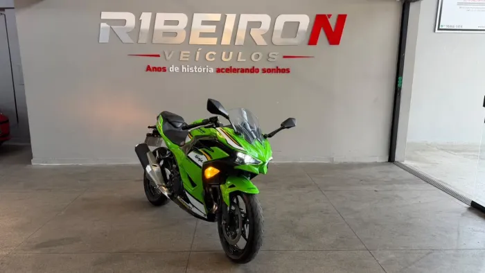 Kawasaki Ninja 500 SE 2025