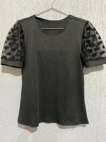 Camiseta Canelada com Tule