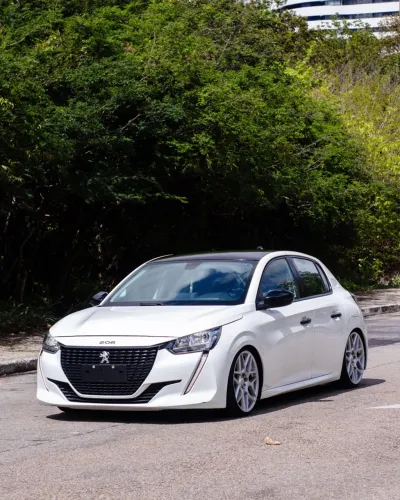 Peugeot 208 Like 1.0 Flex 6V 5P Mec. 2023