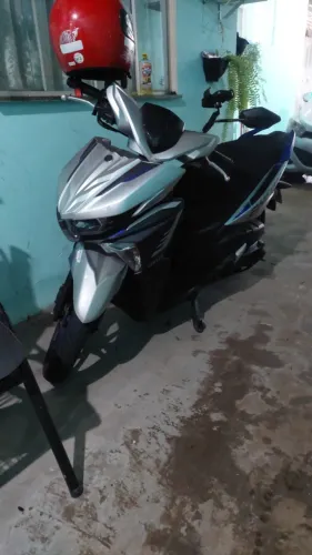 Vende -se Yamaha Neo 2021