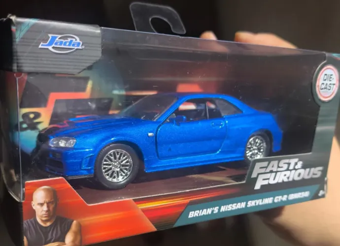 Skyline R34 velozes e furiosos escala 1/43 (abre as portas)