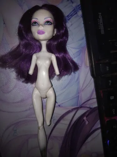 Monster high sucata Spectra com avarias