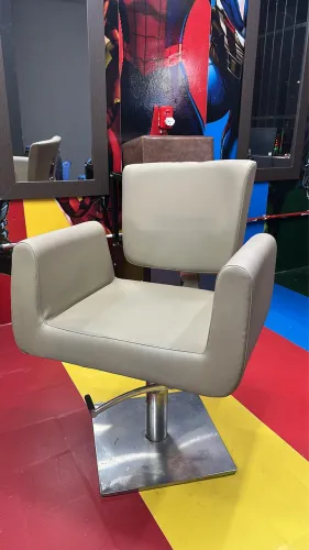 Poltrona Haysan Young 