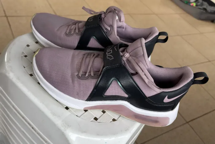 Tênis Nike Air Max Bella TR 5 PRM Feminino - tam. 39