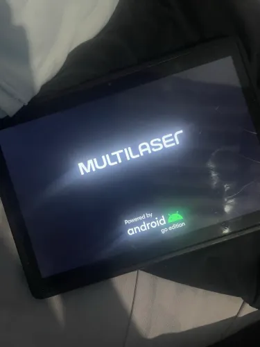 Tablet da prefeitura a touche não pega ele liga carrega mais só não dá pra mexer