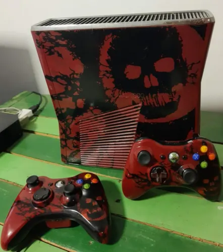 ? XBOX 360 SLIM EDIÇÃO ESPECIAL GEARS OF WAR - RARO! ?