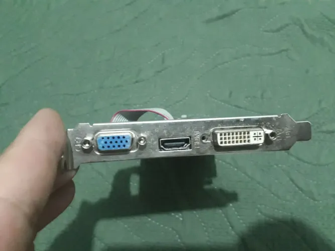 GeForce 8400gs 1gb DDR3 HDMI