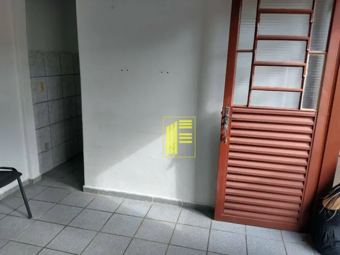 Casa para locação no Boa Vista com 1 quarto e garagem moto.