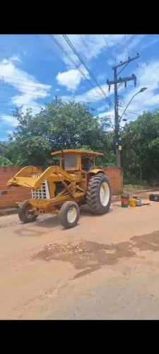 Trator CBT 1105