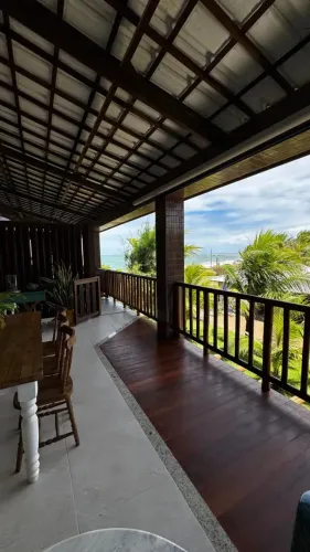 Itacimirim VENDO | 4 suítes | 190 m² | Beira-mar | Mobiliado | Frente as piscinas naturais