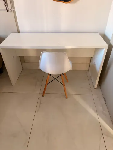 Mesa para escritório ou aparador