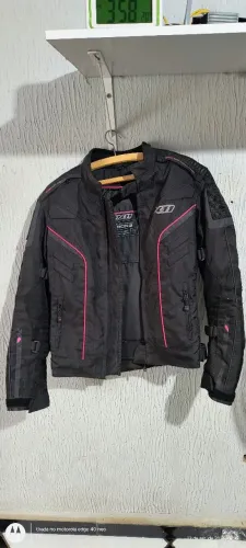 Jaqueta feminina X11 semi nova