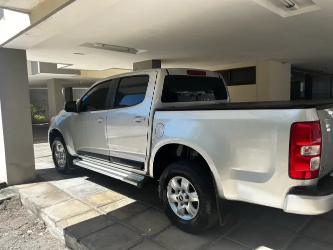 Chevrolet S10 Pick-up LT 2.8 TDI 4X2 CD Diesel AUT 2015