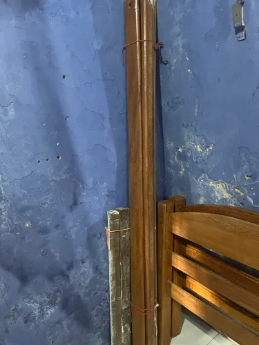 Armação de cama de solteiro
