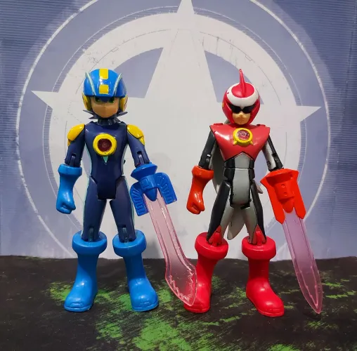 Bonecos MegaMan e Zero MegaMan NT Warrior