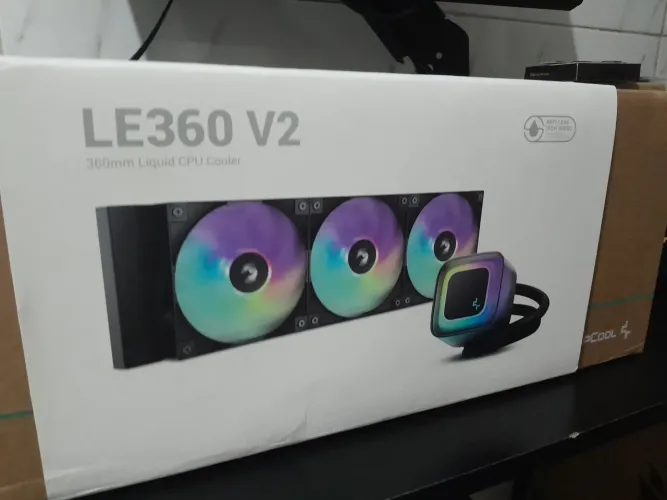 Whater Cooler LE360 V2