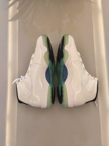 JORDAN 11 LEGEND BLUE REP TAM 38