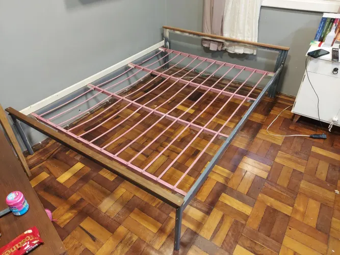 Cama de ferro com estrado de ferro. Zero cupim