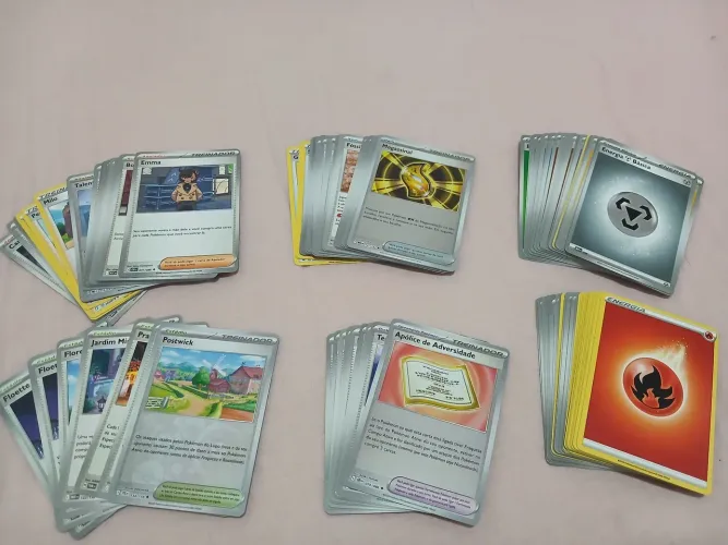 Vendo Bulk de energias/apoiadores/estadios/itens/ferramentas pokemon