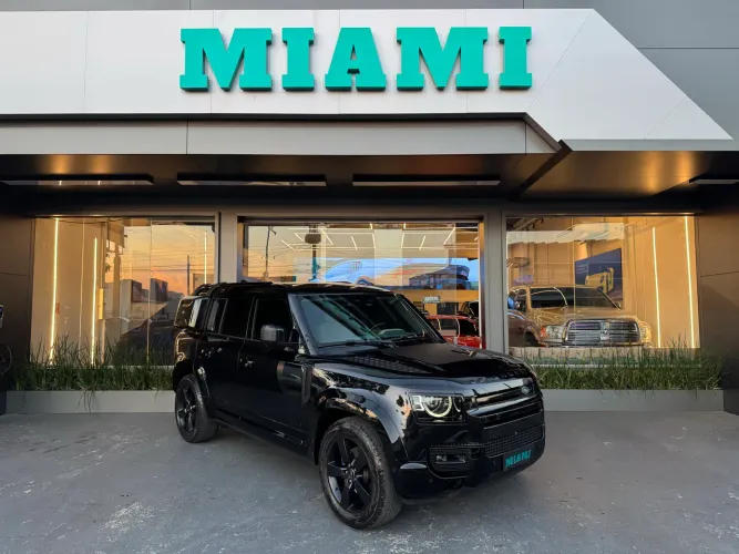 Land Rover Defender 110 2.0 Turbo HSE SI4 AUT 2022