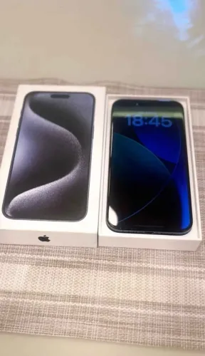 iPhone 15 Pro Max - 256GB - Azul