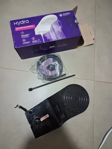 Chuveiro Hydra Fit com Defeito. Resistência e mangueirinha novas. Caixa e manuais