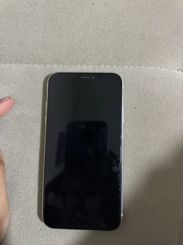IPHONE XR não liga