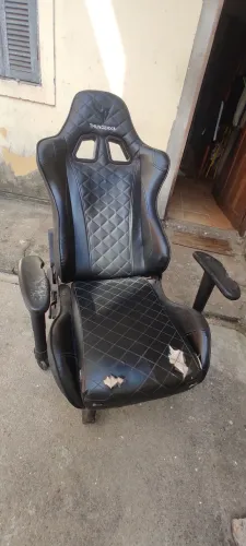 Cadeira Gamer - BARBADA! R$ 150,00