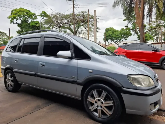 Chevrolet Zafira Elite 2.0 MPFI Flexpower 8V AUT 2011