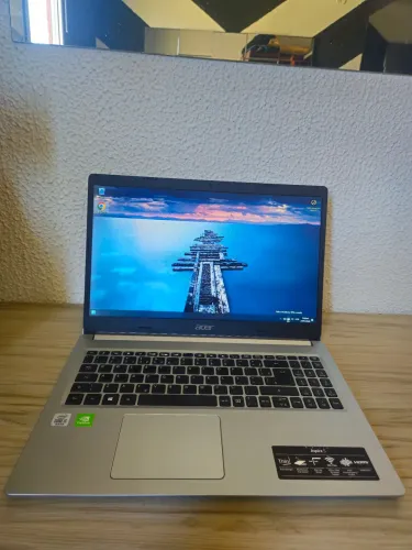 Notebook Gamer Acer com placa de vídeo NVIDIA Gforce e nota fiscal.