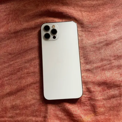 iphone 12 pro 
