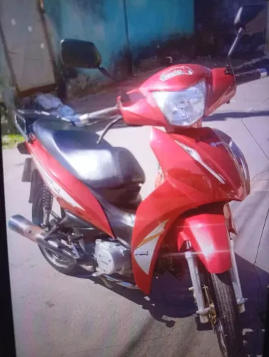 Está a venda está moto