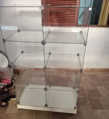 Vitrine de Vidro Profissional - Excelente Estado