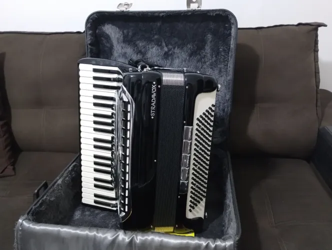ACORDEON 120 Baixos Italiana
