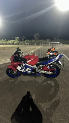 CBR600F 4i Capitão América RARÍSSIMA IMPECÁVEL!