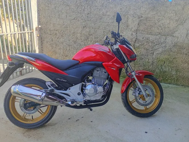 CB 300r