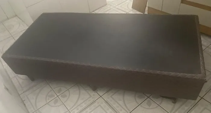 Base de cama de solteiro