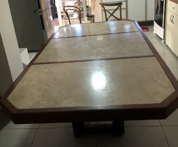 Mesa de jantar, mármore com com madeira , 2,10 m x 1, 10 m