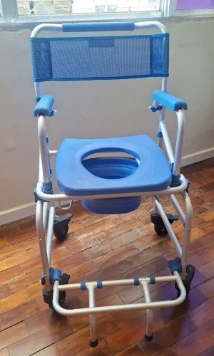 Cadeira de Banho D55 Ultraleve 4 em 1 até 135kg