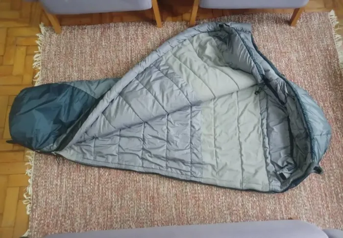 Saco de Dormir Deuter Orbit <br><br>Zíperes PERFEITOS <br>Excelente Estado <br>Precisa lavar