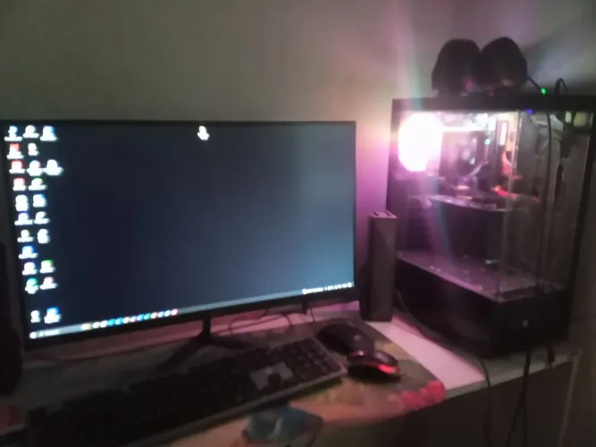 Pc gamer i7 e 16 de ram monitor 24.1 100hz