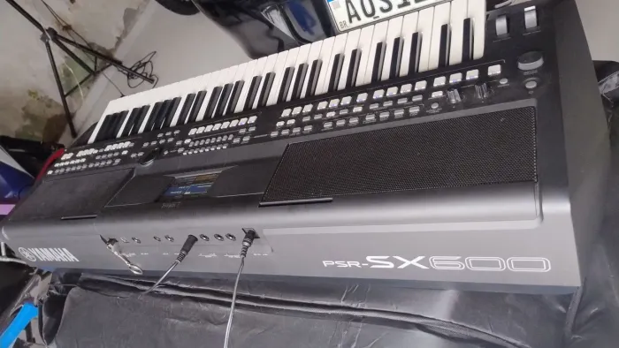 Vendo equipamento completo para você montar o seu próprio a banda seminovos