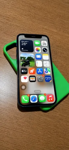 Celular iPhone 12 mini,128GB, Bater. 70%, 6,1?, câm. 12MP, 5G, chip e face ID ok.